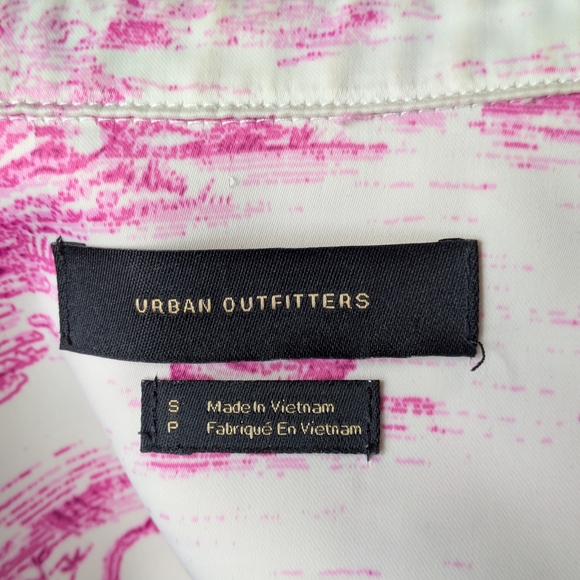 Urban Outfitters Pink and White Graphical Shirt Unisex | Small - Picture 7 of 7